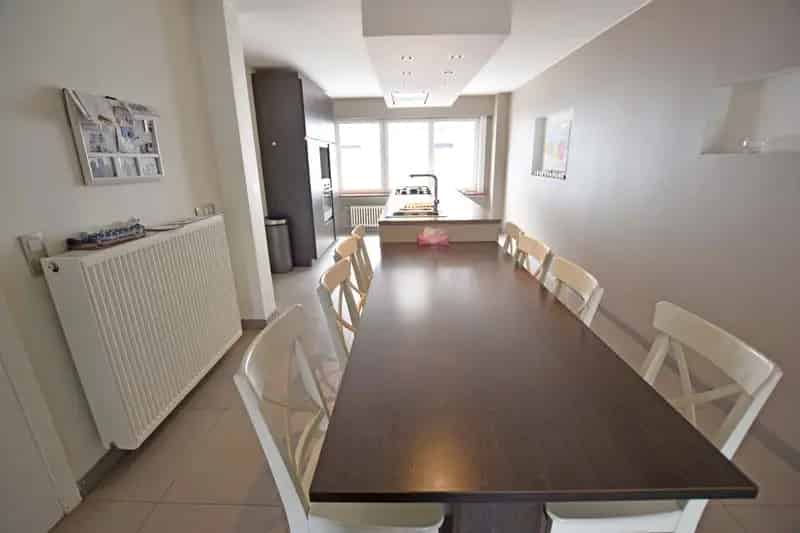 Gemeubelde woning nabij het centrum