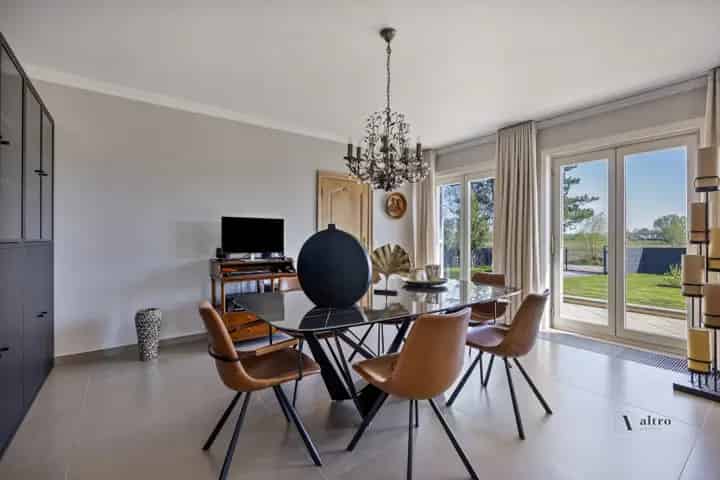Villa te koop in Aalter