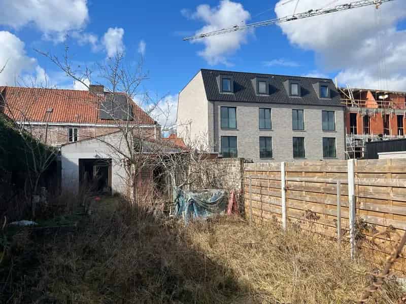Te renoveren woning met potentieel