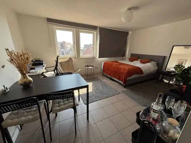 Studio Te Koop
