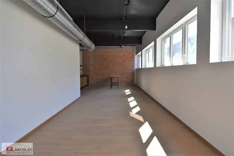 Bureauruimte van 81m²