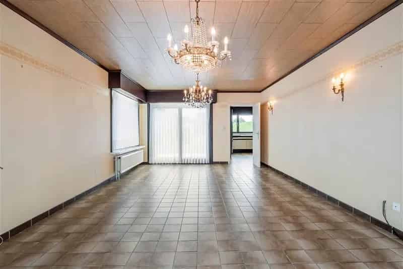 Huis te koop in Gijzelbrechtegem