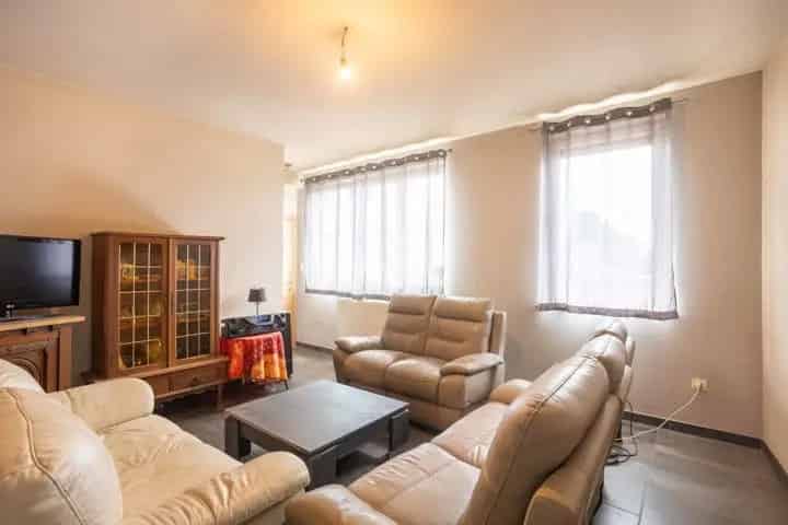 Gelijkvloers appartement te koop in Ronse