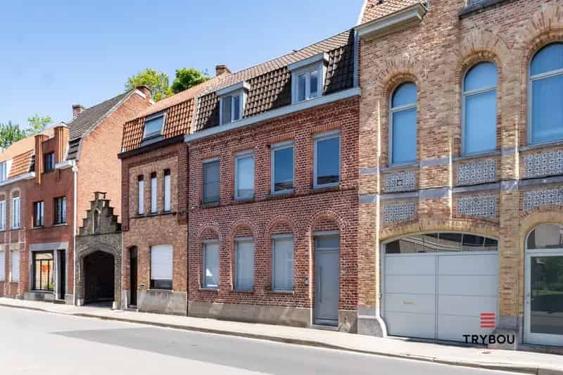 Instapklare stadswoning vlak bij de Menenpoort – Ieper centrum