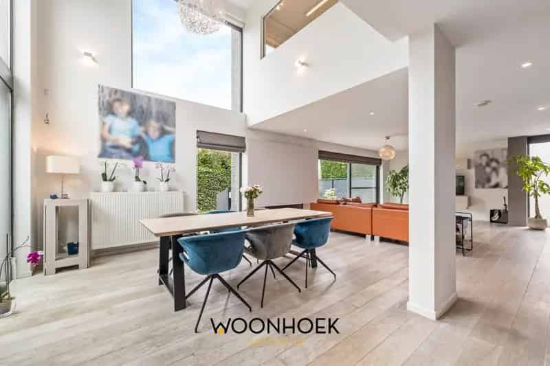 Luxueuze 5 Slaapkamer Huis te Huur Sint Niklaas