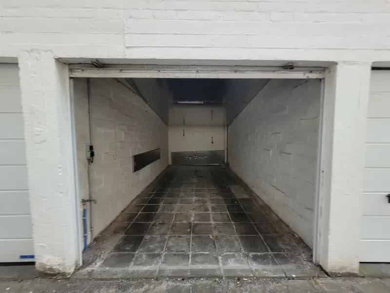 Gesloten garage box in Westende Bad