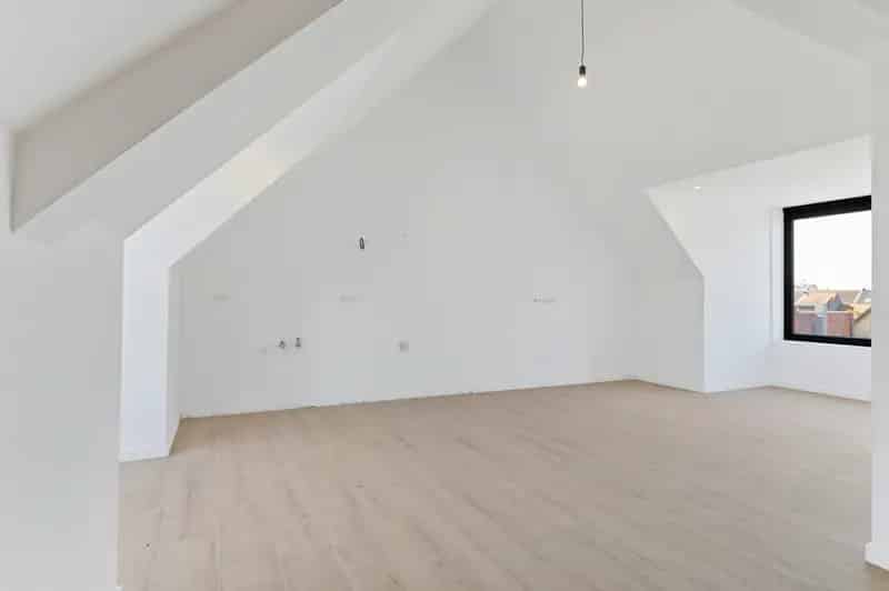 Penthouse te Koop Stabroek 2 slaapkamers Dakterras Garage