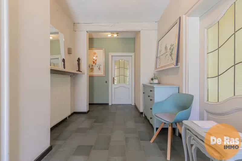 HERZELE - Impressionante villa met 5 slaapkamers  nabij het burchtpark