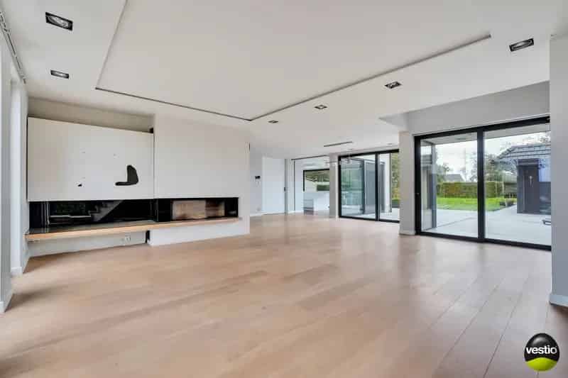 Energiezuinige villa met uitstekend energielabel en 6 slaapkamers!