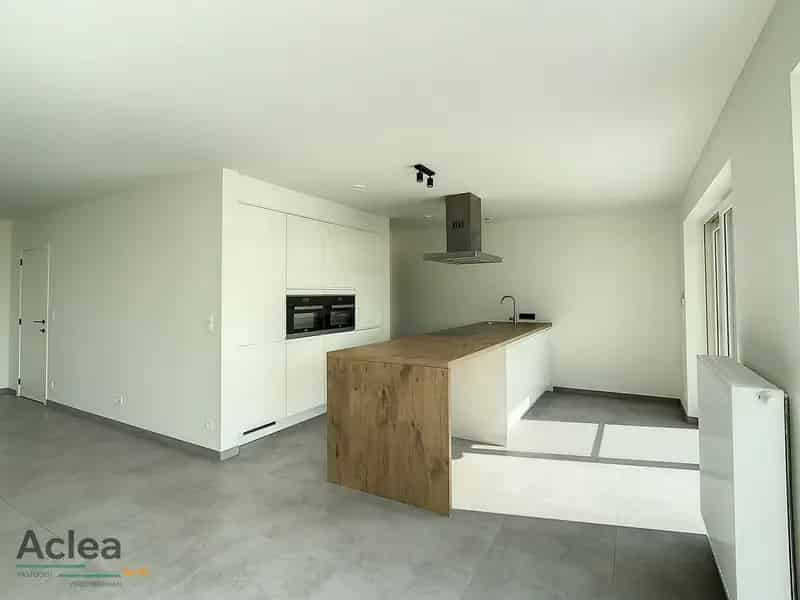 Prachtige recente koppelwoning met 5 slpks