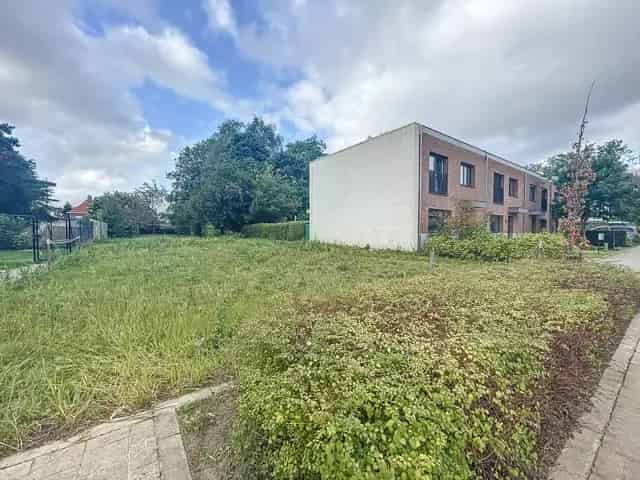 Bouwgrond te koop in Sint-Amandsberg