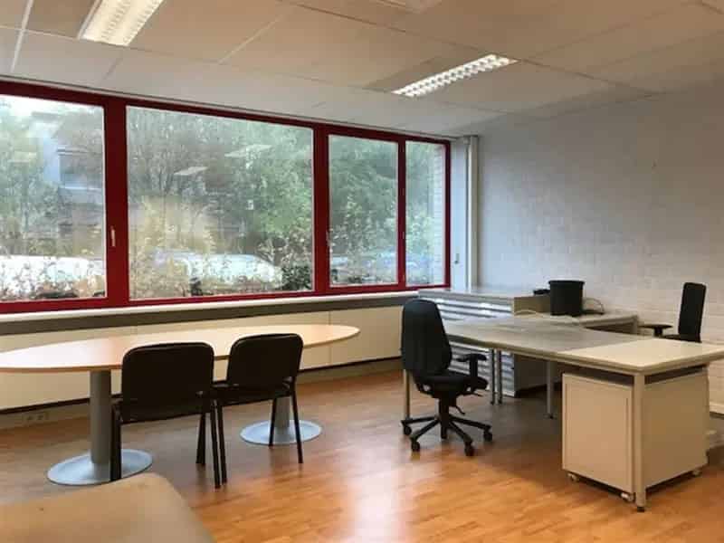 Kantoor te huur vlakbij de A12