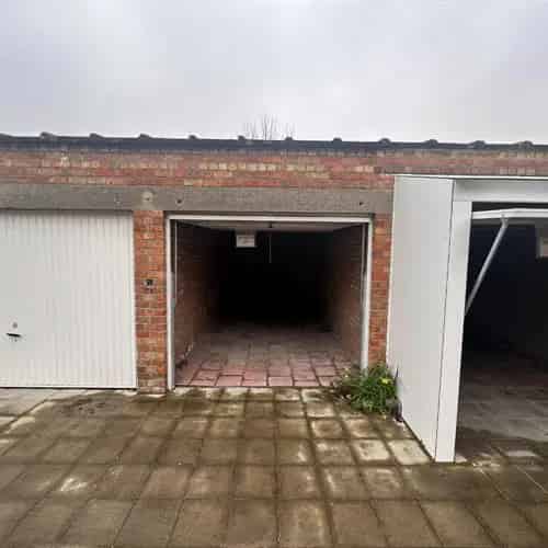 Gesloten garagebox