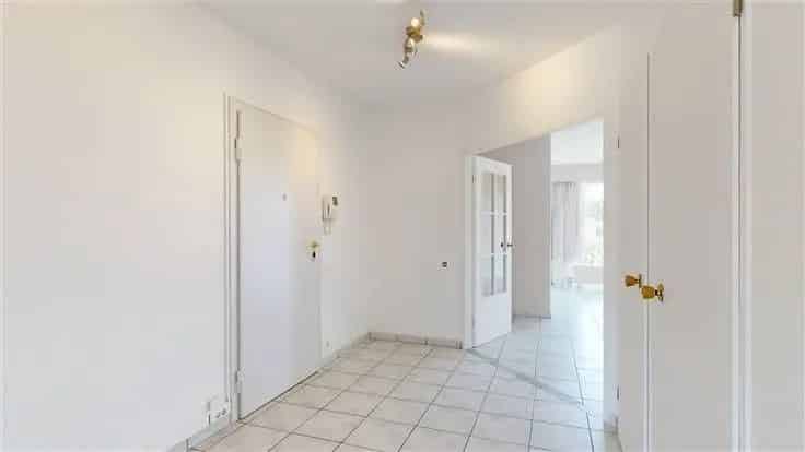 Appartement te Koop Anderlecht Nabij Westland Shopping 2 slaapkamers