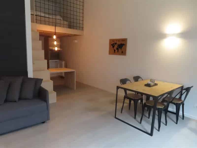 Studentenkamer/-studio met slaaphoek keuken en badkamer!