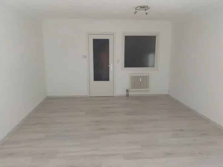 Studio Te Koop Nabij Strand Ruime Slaaphoek