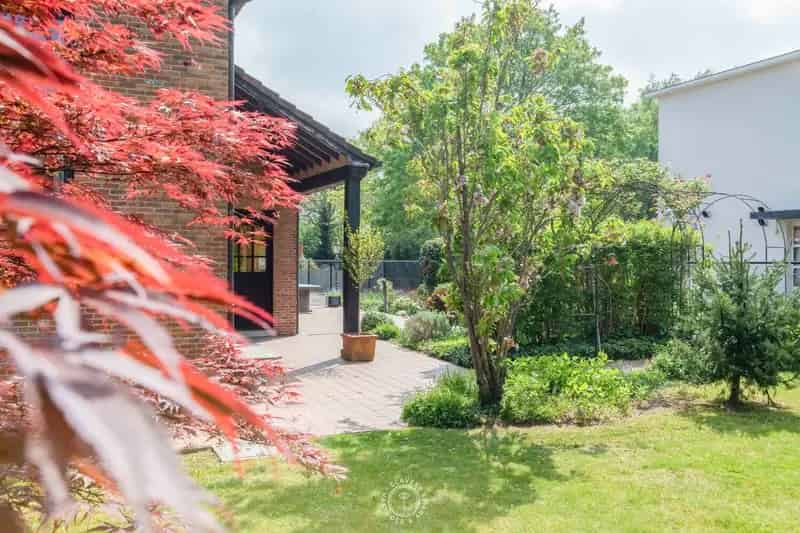 Karaktervolle villa op uitzonderlijk perceel van 3.262 m²