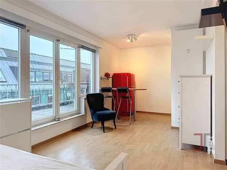 Studio Te Koop