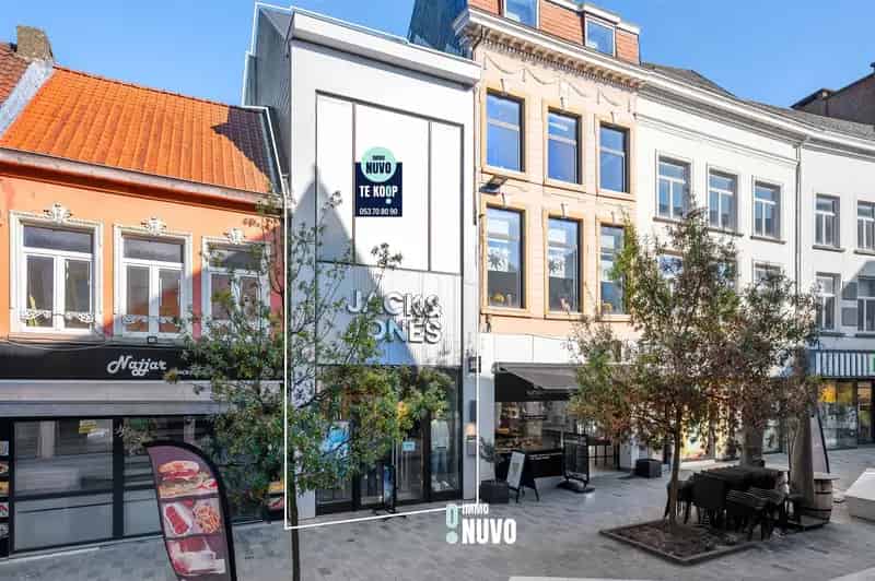 Uitstekend gelegen investeringspand in het bruisende centrum van Aalst