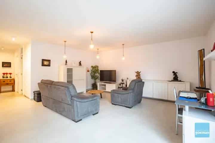 Appartement te koop in Wichelen