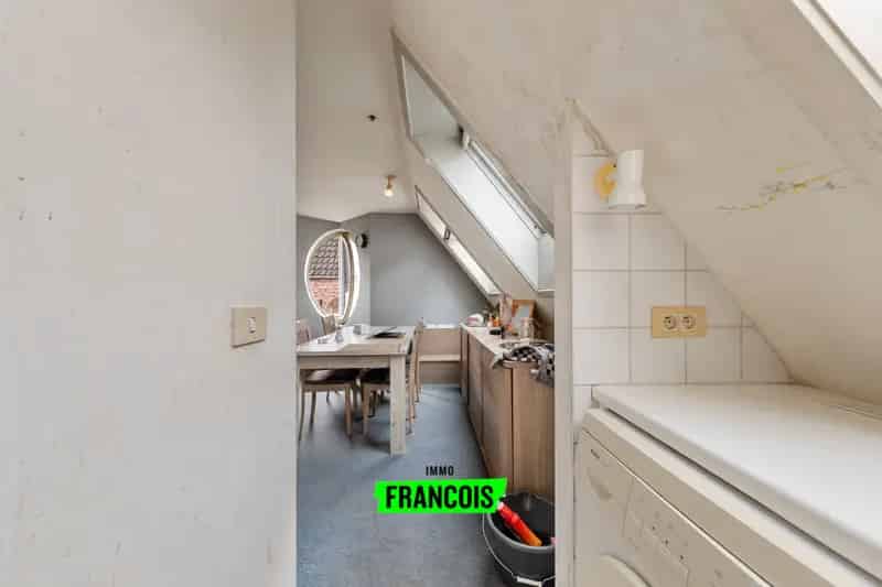 Te renoveren studioappartement op minder dan 100 meter van de Markt te Brugge