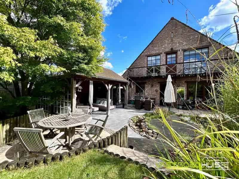 Prachtige villa in landelijke stijl
