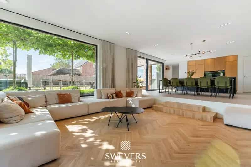 Landelijk wonen in stijl en luxe in de Leeuwbeekstraat