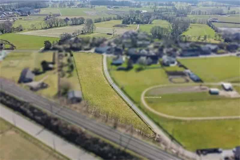 Landbouwgrond te koop Leest