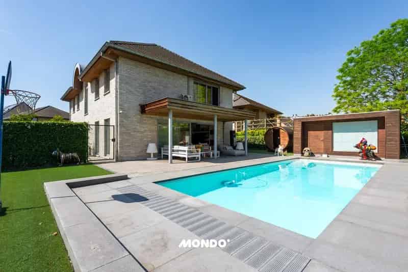Exclusieve villa met zwembad en wellness te koop