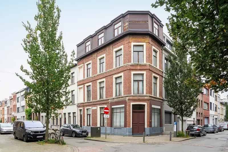 Te renoveren ruime woning op toplocatie nabij ’t Zuid