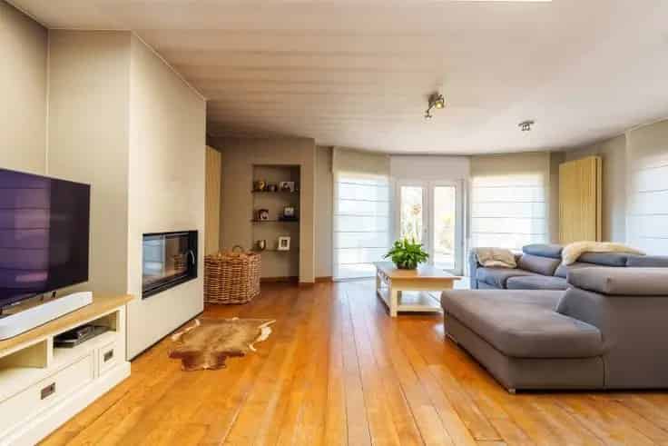 Herenhuis Te Koop Moorslede: Instapklare Villa met Praktijkruimte