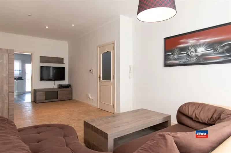 Instapklare woning met 4 slaapkamers en tuin