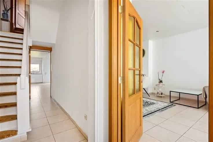 Huis Te Koop 3 slaapkamers tuin garage