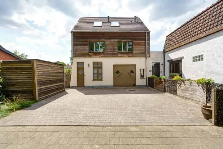 Instapklare woning op toplocatie in Brasschaat