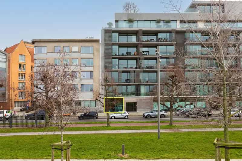 polyvalente handelsruimte in Hoopnatie aan Cockerillkaai