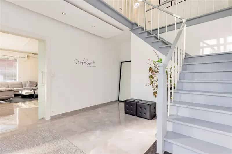 Prachtige villa met 5 slk op een perceel van 980 m²