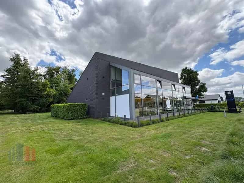 Kantoor te huur Sint-Martens-Latem 345m²