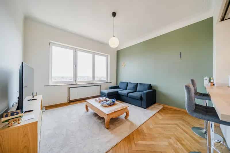 Appartement met twee slaapkamers in Jette