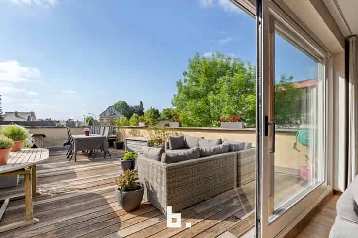 Huis Te Koop Ruime woning 314m2 Wonen en Werken