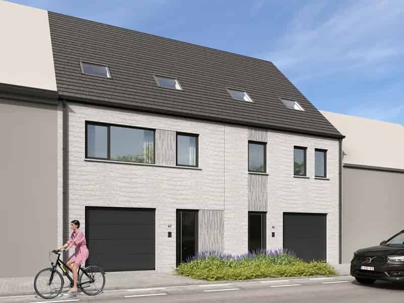 Ruime, instapklare en energiezuinige nieuwbouwwoning met 4 slaapkamers, garage en fijne tuin