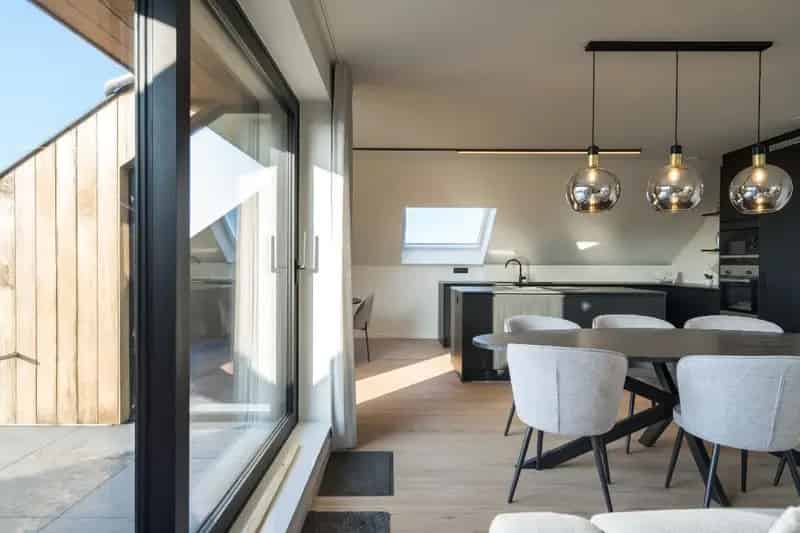 Zeer mooi afgewerkte penthouse in het centrum van Zonnebeke met 3 slaapkamers en 60m² terrassen