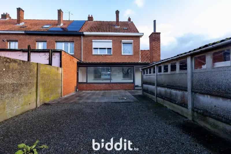 WONING NABIJ CENTRUM - HALFOPEN BEBOUWING