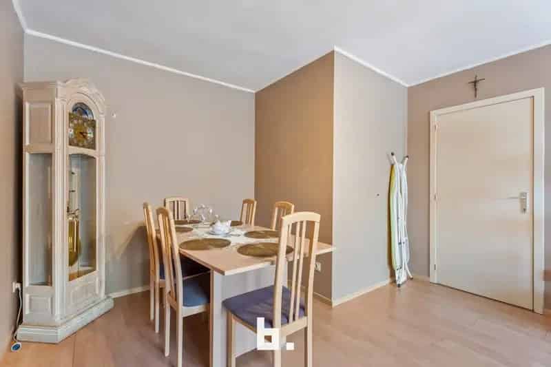 Ruim appartement te Torhout!