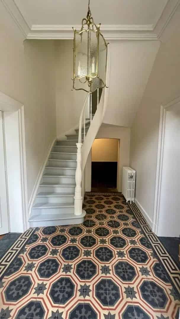 MOOIE HERENWONING MET 4 SLAAPKAMERS IN HET CENTRUM VAN SINT-TRUIDEN