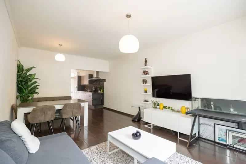 Gelijkvloers appartement te huur met tuin