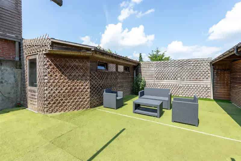 Ruime woning met 5(!) slaapkamers, dakterras en tuin