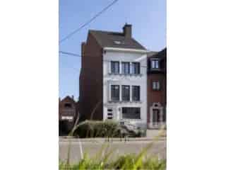 Herenhuis te koop Kortrijk 6 slaapkamers gerenoveerd