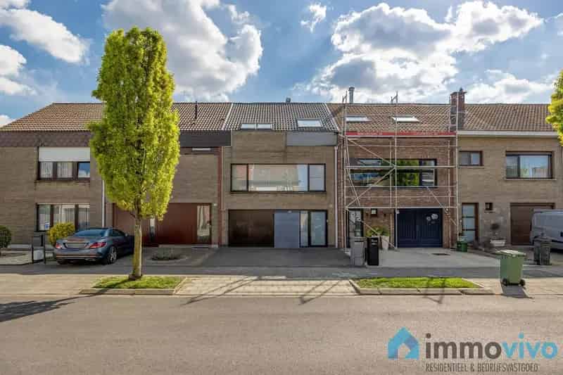 Huis te huur Schelle: 4 slaapkamers, 2 badkamers, garage, zuidtuin