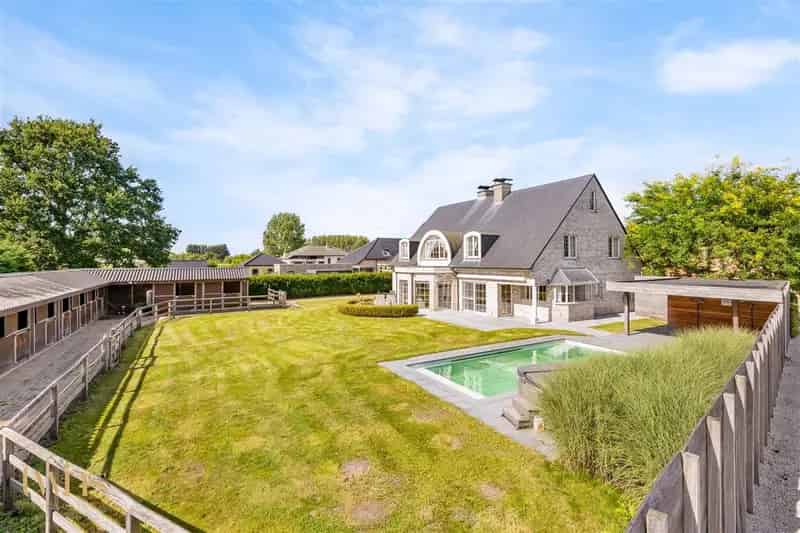 Luxueuze villa met garage, tuin en oprit te Appels bij Dendermonde | Bezoek op afspraak
