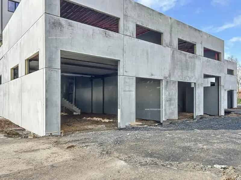 Nieuwbouw magazijn te koop in Kerkhove